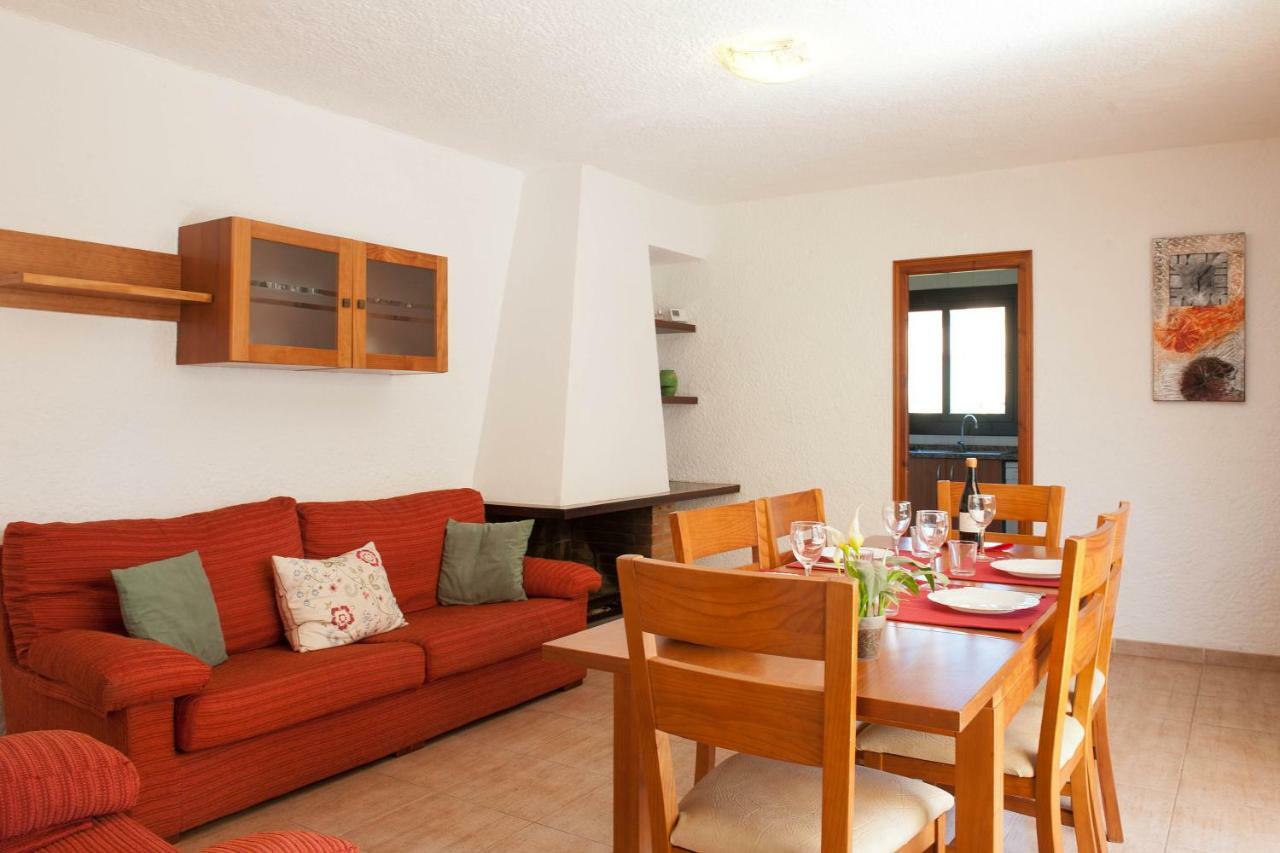 La Marinada Villa L' Escala Bagian luar foto