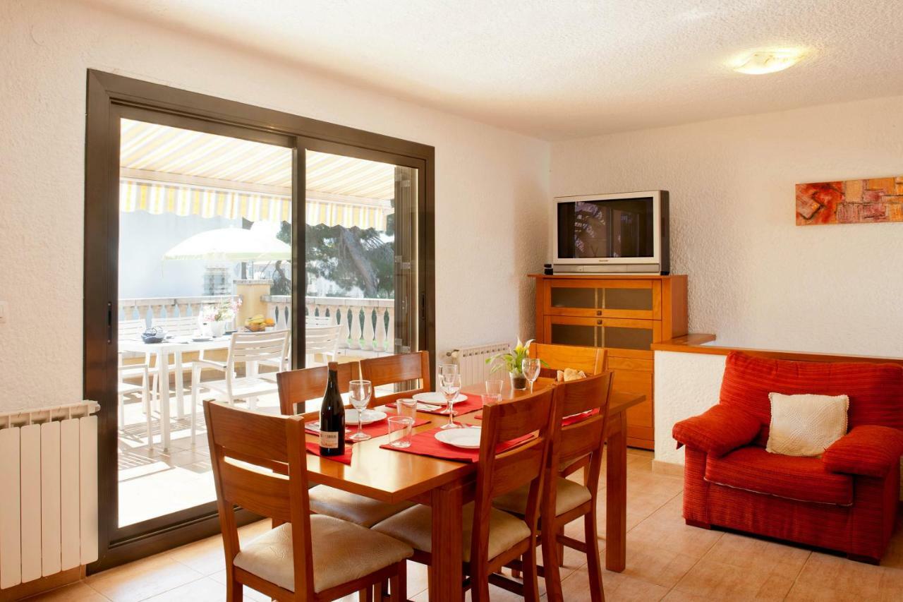 La Marinada Villa L' Escala Bagian luar foto
